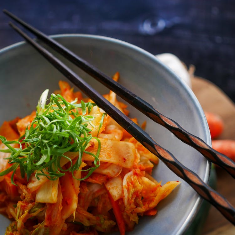 What does kimchi taste like? Discover the benefits of this flavorful ingredient.